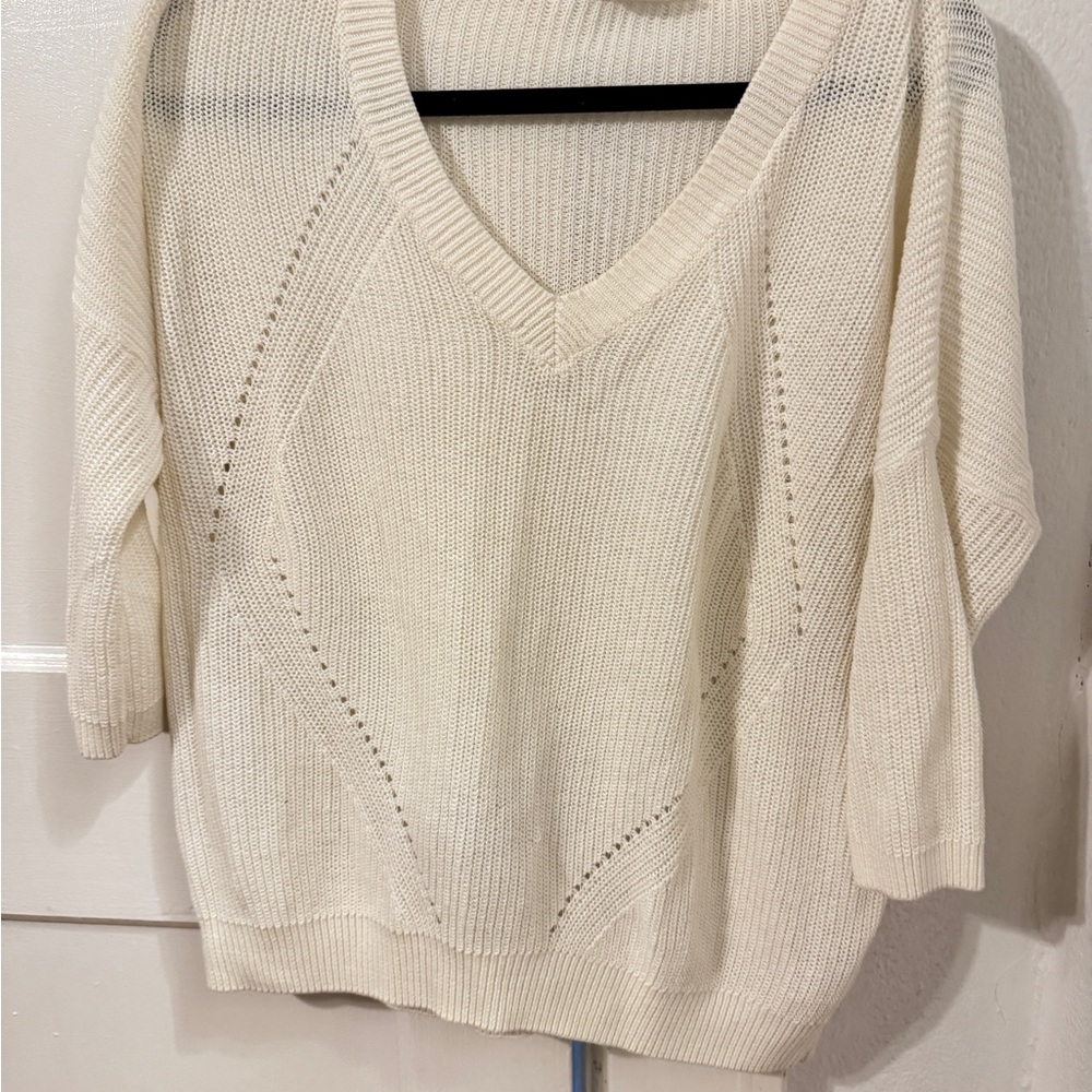 NWOT Noisy may Cream V-Neck Sweater